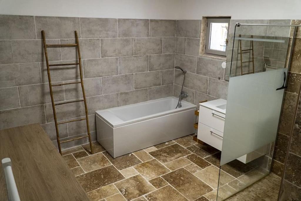 Charmant Rez De Villa Climatise Renove, 90M2 Avec Parking Cassis Dış mekan fotoğraf
